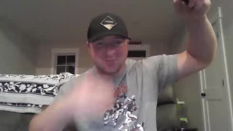 Snapshot of millertimenow34 chatting on January 8, 2:14 am millertime feet bigcock hairy straight muscles online show from January 8, 2:14 am