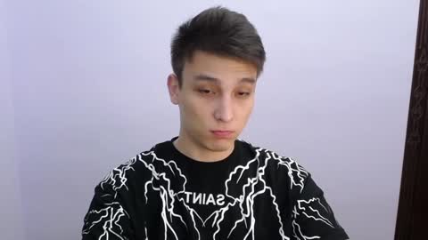 MINATO online show from December 3, 9:45 pm