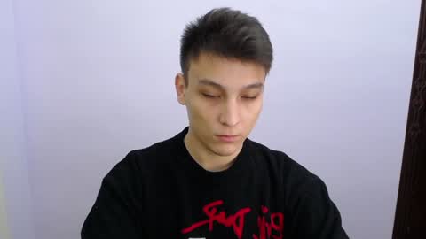 MINATO online show from December 21, 3:42 pm