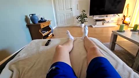 Jesse J. online show from November 22, 11:32 am