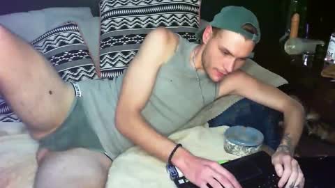 MikeyRix online show from November 1, 2:43 pm