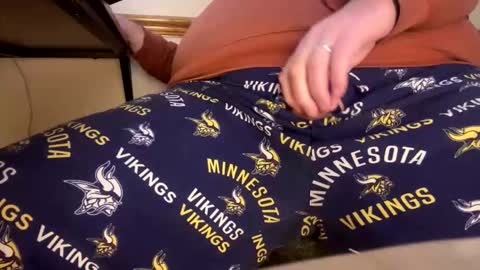 mnguy19726969 online show from February 3, 6:57 pm