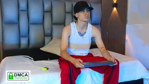 mohamed_malik online show from April 23, 1:24 pm