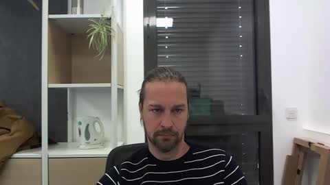 Julien online show from December 22, 8:13 pm