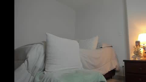 jalejoc online show from December 3, 1:17 am