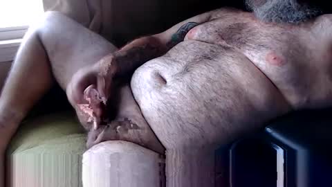 Snapshot of monkeyt27 chatting on October 17, 7:51 pm monkeyt27 online show from October 17, 7:51 pm