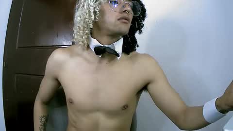 Danny  online show from December 17, 7:20 pm