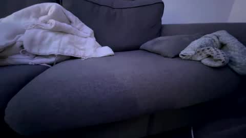 CamO online show from December 23, 9:49 am