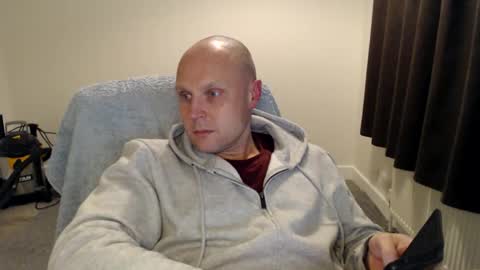 Snapshot of mr_baldy chatting on October 26, 2:02 am Mr Baldy Likes to Chat online show from October 26, 2:02 am