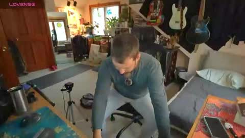 ninko online show from December 4, 3:30 pm