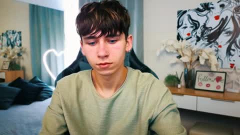 Kris online show from February 20, 8:47 pm