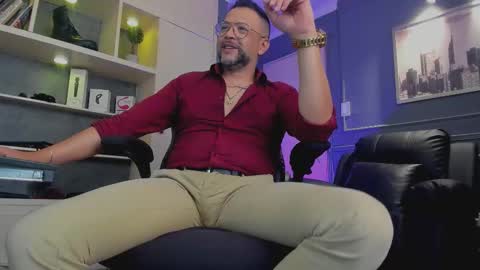 MrFrank. online show from November 21, 1:54 pm