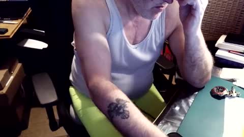 Tom online show from May 2, 7:55 am