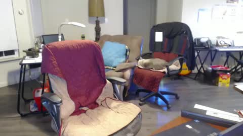 mt2much online show from January 13, 12:30 am