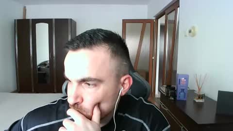 Victor online show from April 6, 12:17 pm