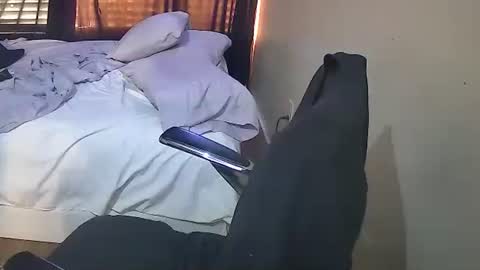 Muffdiver online show from December 8, 12:41 pm