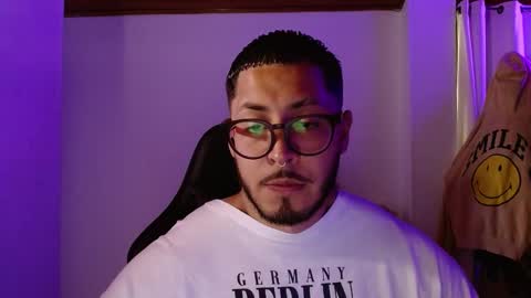 David Big online show from December 22, 7:22 pm