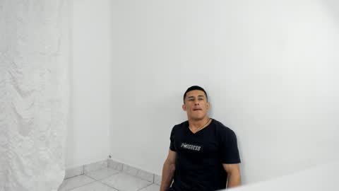 Muscle Man online show from December 3, 12:38 am