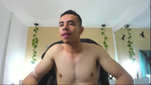 muscle scott online show from October 23, 1:03 pm