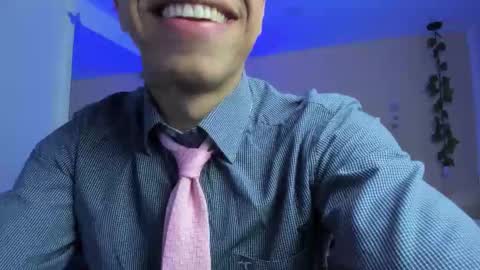 muscle scott online show from February 3, 7:30 pm