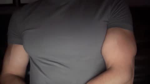 musclehair3 online show from October 20, 8:35 pm