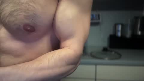 musclehair3 online show from January 3, 8:22 pm