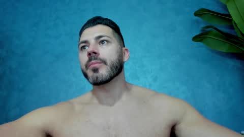 muscularmaster onlyfans online show from October 18, 9:09 pm