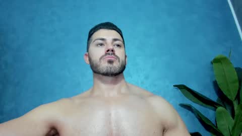 muscularmaster onlyfans online show from January 4, 10:45 pm