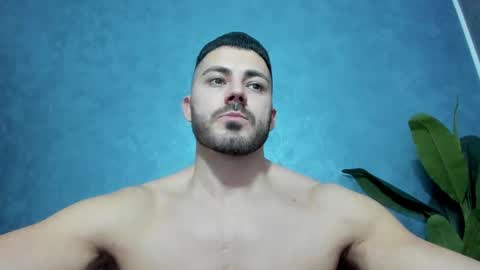 muscularmaster onlyfans online show from December 25, 10:05 pm