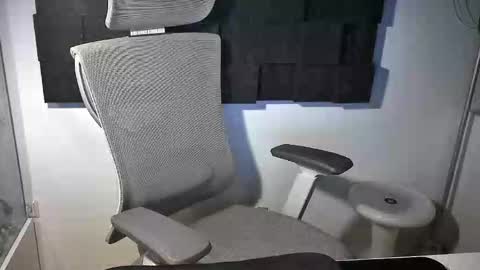 my_lovely_body online show from March 2, 6:48 pm