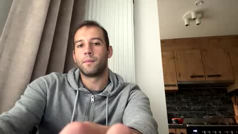 Snapshot of mydreamlife12 chatting on October 23, 9:35 am Fabio online show from October 23, 9:35 am