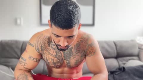 Myke esthetic online show from March 7, 5:39 pm