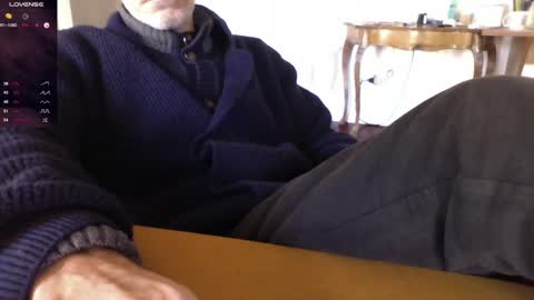 Bi sexy guy lovense hush is on private is open or password show tip if you like. online show from January 3, 8:32 am