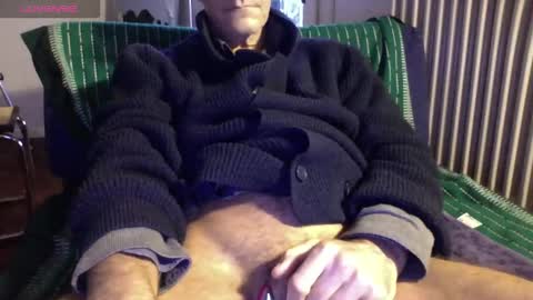 Bi sexy guy lovense hush is on private is open or password show tip if you like. online show from February 27, 4:50 pm