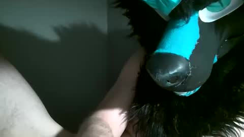 n33ds2br33d online show from February 10, 8:30 am