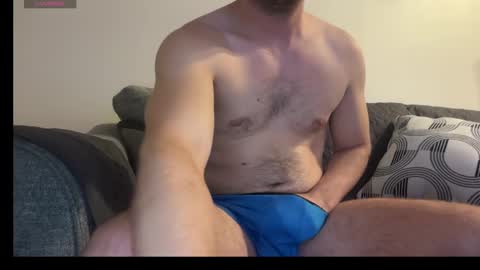 Snapshot of n8kedhorned chatting on December 18, 2:42 am Jackson online show from December 18, 2:42 am