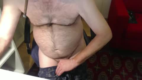 Nakedwanker10 online show from December 18, 4:39 pm