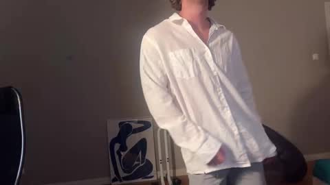 Snapshot of namiraaxel chatting on December 20, 8:12 pm Georges online show from December 20, 8:12 pm