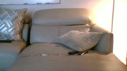 nassobout online show from December 21, 5:04 am