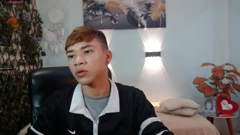 nathanclay online show from December 23, 3:15 am