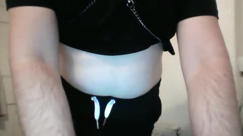 Snapshot of navel_gazing_submissive chatting on September 9, 7:35 pm navel_gazing_submissive online show from September 9, 7:35 pm