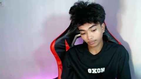 neil_asian69 online show from November 2, 10:30 am