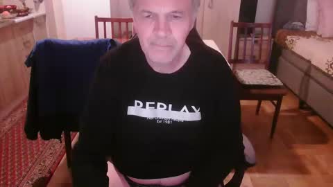 neno89654 online show from January 15, 4:49 am