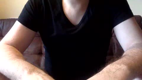 Snapshot of neu242gierig chatting on February 20, 7:34 am Neu242Gierig online show from February 20, 7:34 am