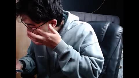 neuttron online show from January 8, 2:39 am