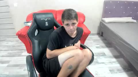 newboy69_ online show from October 1, 12:25 am