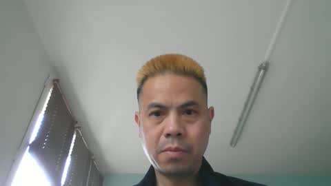 nguyen7788789 online show from April 28, 7:13 am