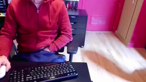 nicecck24 online show from March 9, 4:17 am