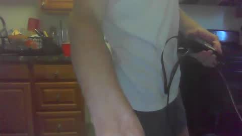 Snapshot of niceguyandrew chatting on September 26, 10:18 pm Andrew online show from September 26, 10:18 pm