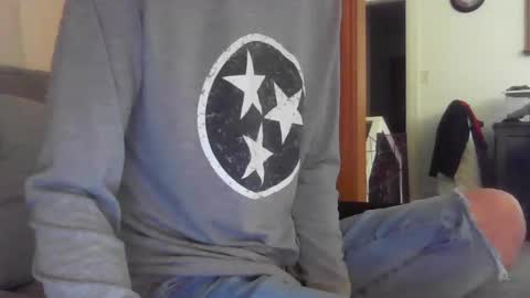 Snapshot of niceguyandrew chatting on December 7, 8:49 pm Andrew online show from December 7, 8:49 pm